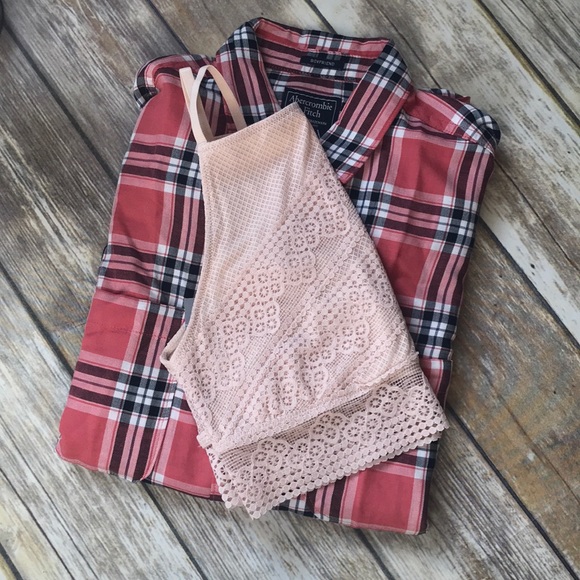 American Eagle Outfitters Other - AEO HIGH NECK BRALETTE